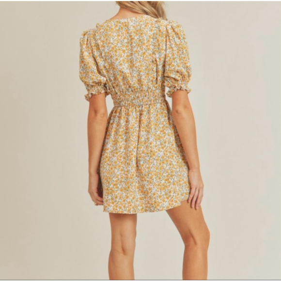 Women's Lush M Yellow Floral V-Neck Mini Dress - Picture 2 of 6